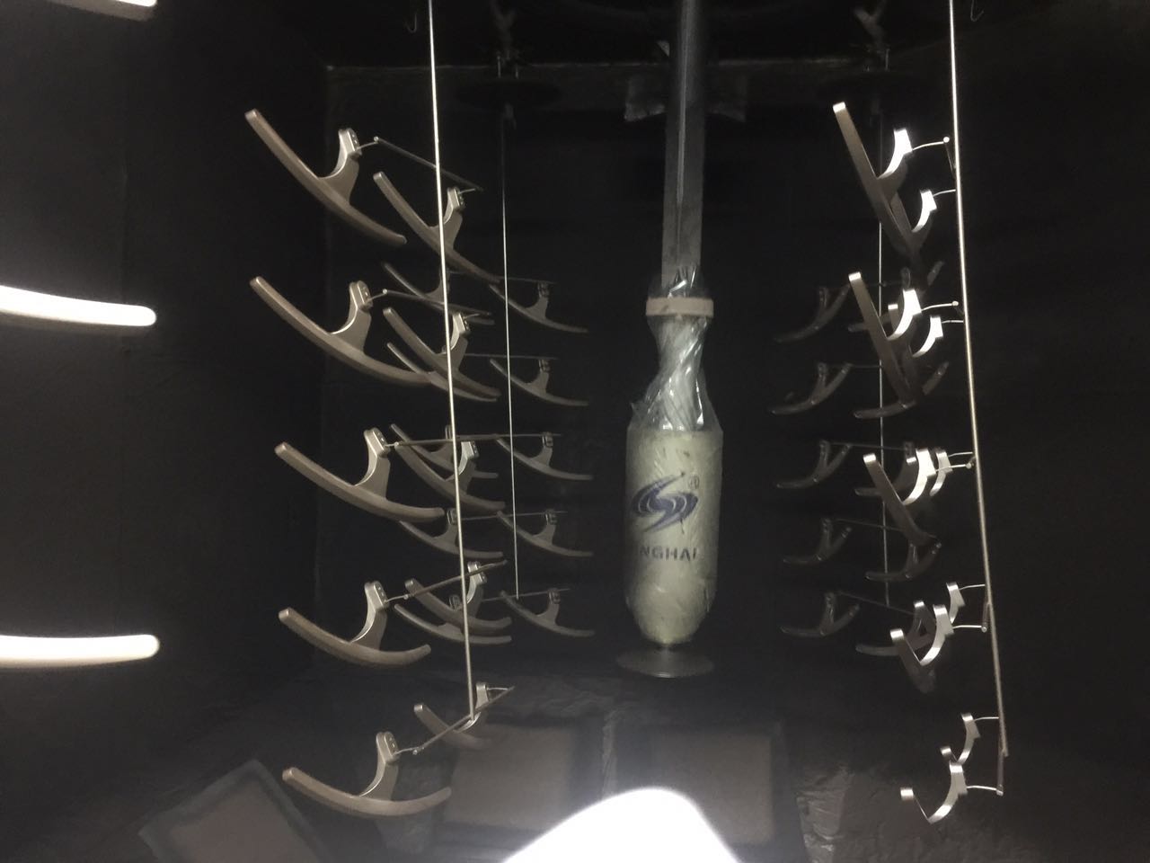 Electrostatic DISK automatic spraying on flat tripod