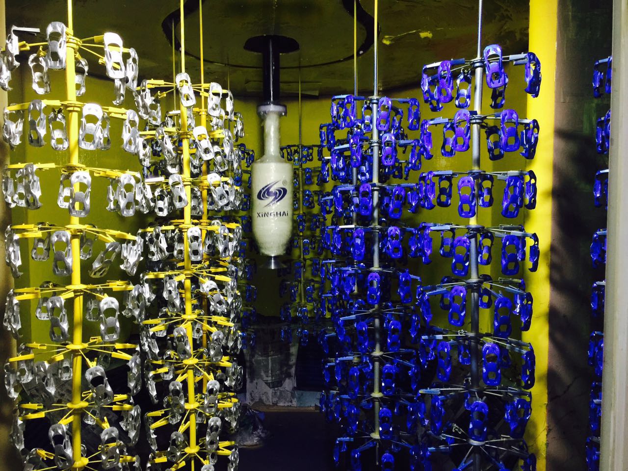 Toy car DISK electrostatic automatic spraying